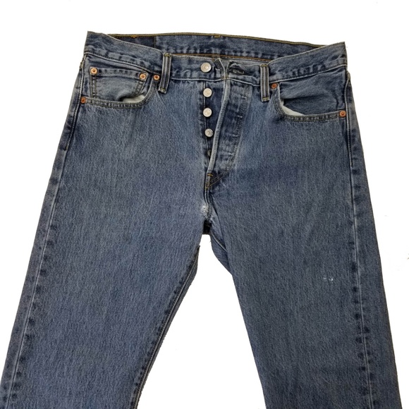 Levis 501 Button Fly Classic Jeans  Size 32 x 30 - Picture 4 of 8